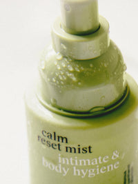 calm reset mist  |  intimate & body hygiene  |  100 ml